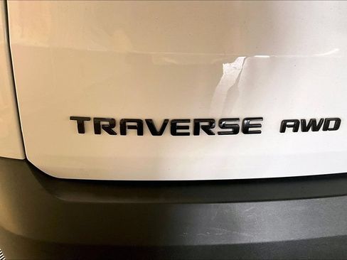 Used 2023 Chevrolet Traverse RS w/ LPO, Floor Liner Package AWD/4WD image 30
