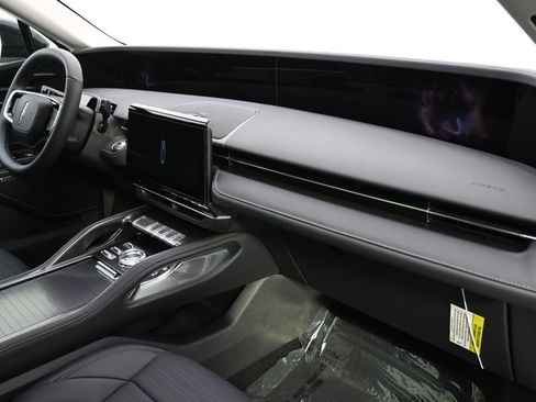 New 2026 Lincoln Nautilus Reserve w/ Jet Appearance Package image 15