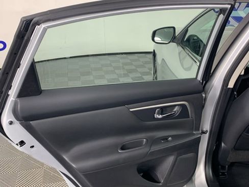 Used 2018 Nissan Altima 2.5 SV w/ 2.5 SV Technology Package image 29