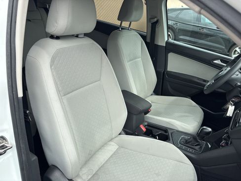 Used 2019 Volkswagen Tiguan S FWD image 7
