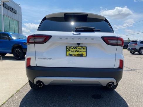 Used 2025 Ford Escape Active FWD image 6