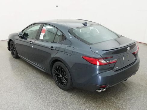 New 2026 Toyota Camry SE FWD image 5