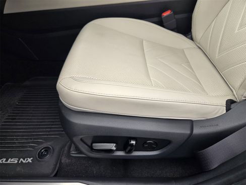 Used 2025 Lexus NX 450h+ AWD w/ Luxury Package image 20