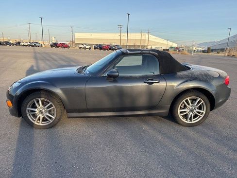 Used 2015 MAZDA MX-5 Miata Sport image 7