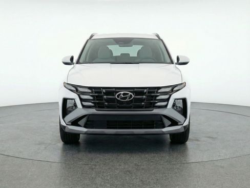 Used 2025 Hyundai Tucson SEL image 2