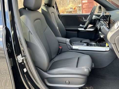 New 2026 Mercedes-Benz GLB 250 GLB 250 image 26