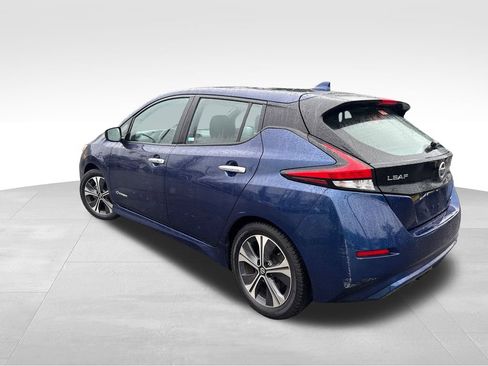 Used 2019 Nissan Leaf SV w/ SV Technology Package image 6