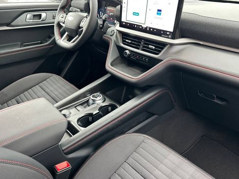 New 2026 Ford Explorer ST-Line w/ Premium Package RWD image 15