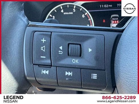 Used 2023 Nissan Rogue SV w/ SV Premium B Package AWD/4WD image 17