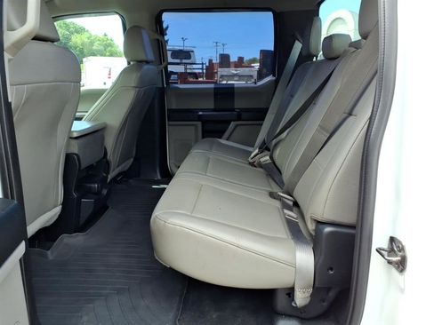 Used 2018 Ford F250 XL w/ Power Equipment Group AWD/4WD image 13