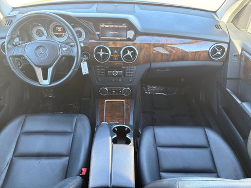 Used 2013 Mercedes-Benz GLK 350 2WD image 18