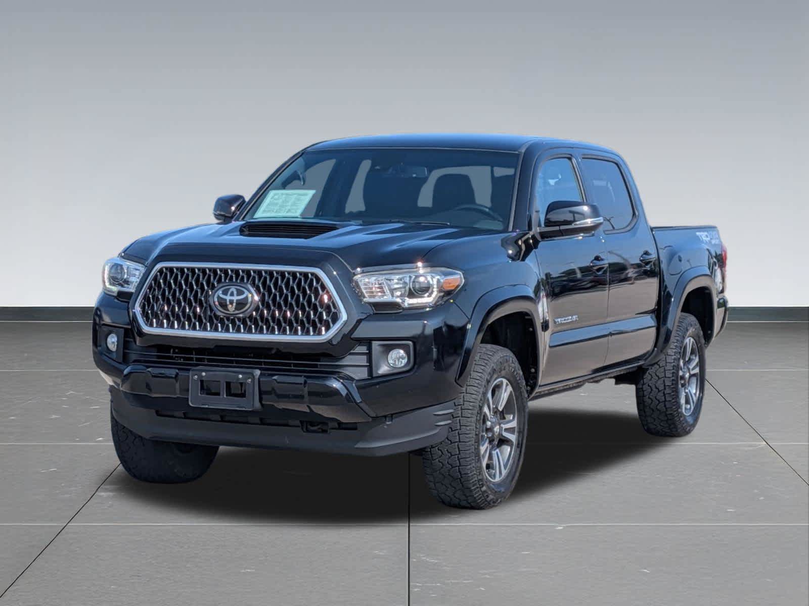 Used 2019 Toyota Tacoma TRD Sport AWD/4WD image 9