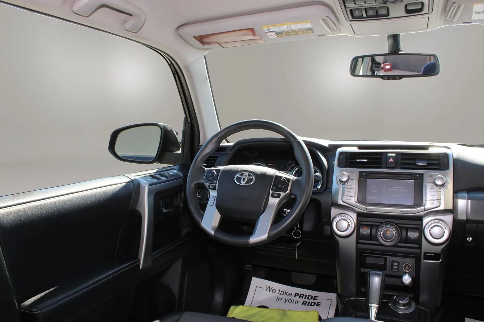 Used 2018 Toyota 4Runner SR5 Premium AWD/4WD image 29