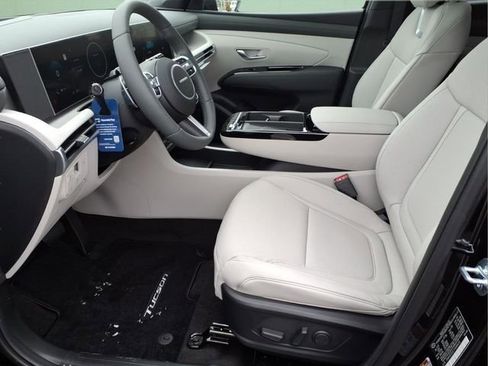 New 2026 Hyundai Tucson Limited FWD image 14