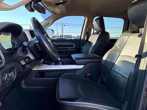 Used 2020 RAM 3500 Laramie image 19