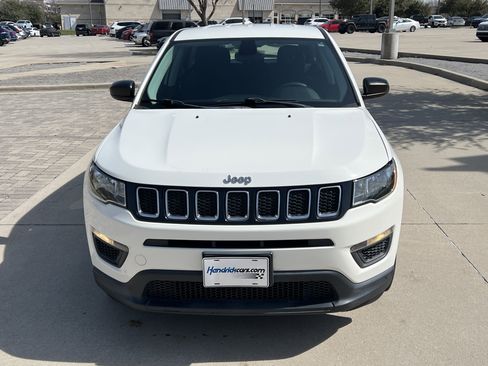 Used 2018 Jeep Compass Sport w/ Tech Group image 3