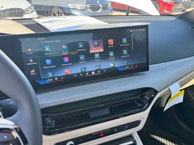 Used 2025 BMW 330i xDrive Sedan w/ Premium Package AWD/4WD image 21