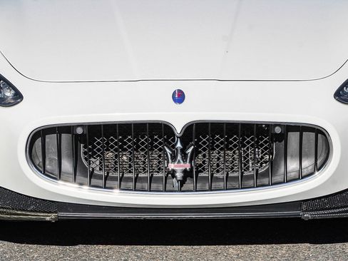 Used 2012 Maserati GranTurismo Sport image 7