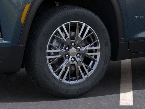 New 2026 Chevrolet Traverse LT w/ LPO, Floor Liner Package AWD/4WD image 9