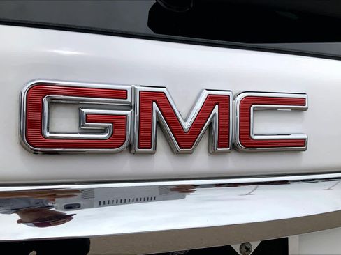 Used 2018 GMC Terrain SLT w/ Preferred Package FWD image 33