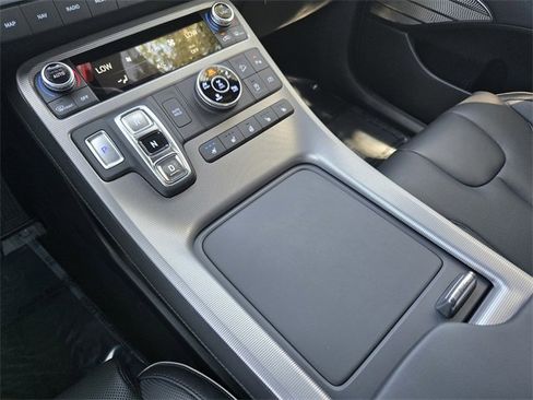 Used 2025 Hyundai Palisade Calligraphy image 13