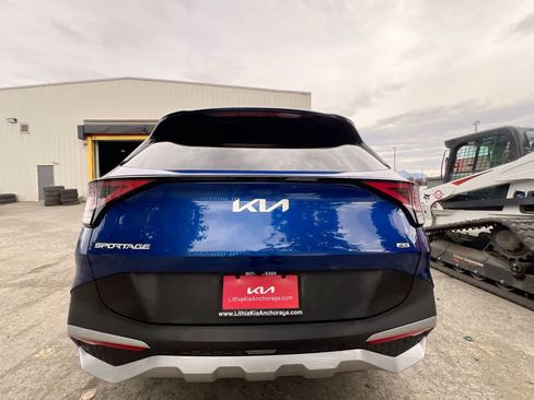 Certified 2024 Kia Sportage EX AWD/4WD image 27