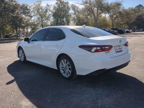 Used 2024 Toyota Camry LE image 6
