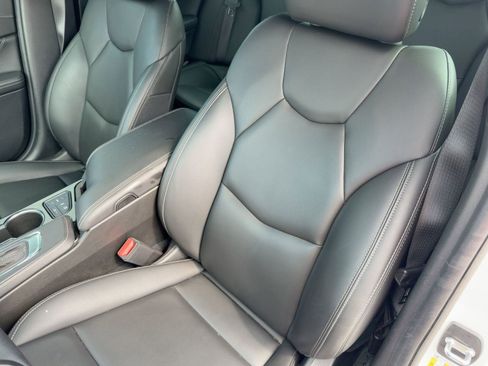 Used 2024 Cadillac CT4 Luxury w/ Sun And Sound Package image 22