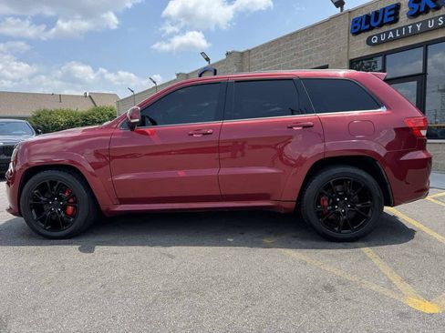 Used 2012 Jeep Grand Cherokee SRT8 w/ Luxury Group II AWD/4WD image 10