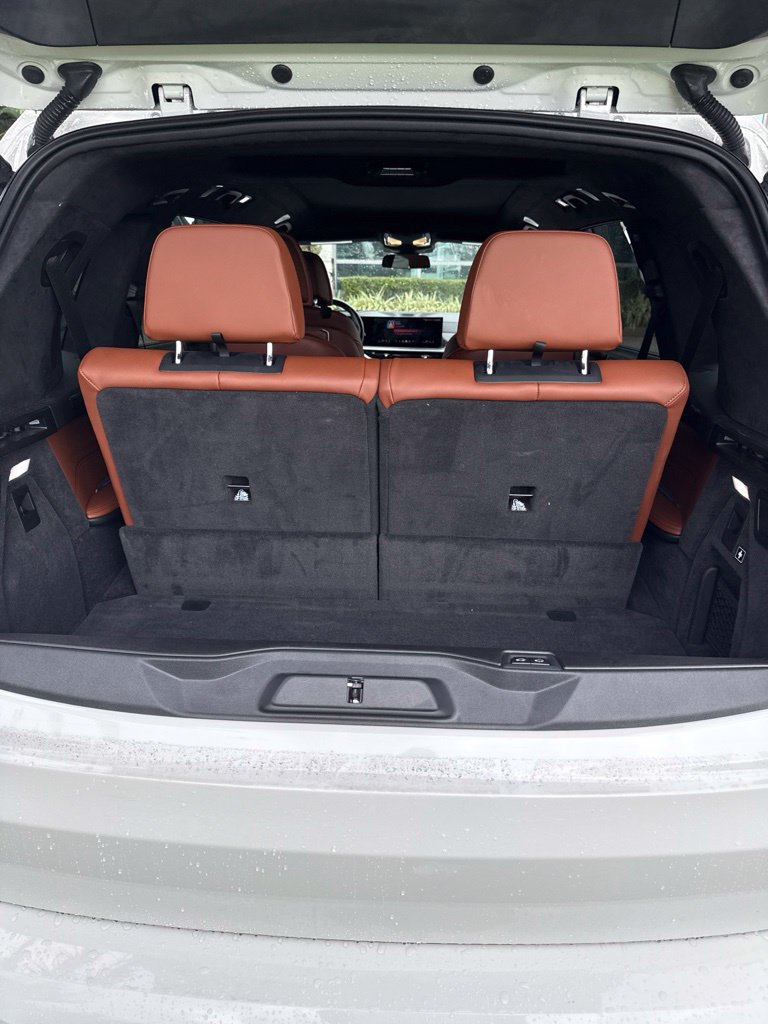 Used 2024 BMW X7 M60i w/ Executive Package AWD/4WD image 8