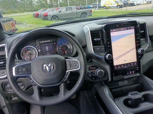 Used 2025 RAM 1500 Big Horn AWD/4WD image 16
