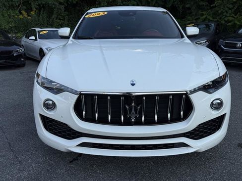 Used 2023 Maserati Levante GT AWD/4WD image 23