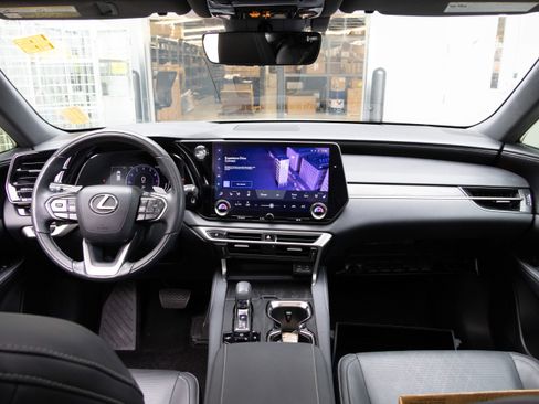 Used 2023 Lexus RX 350 Premium Plus w/ Cold Area Package FWD image 16