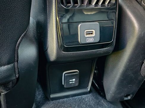 Used 2024 Jeep Compass Latitude AWD/4WD image 32