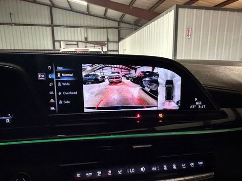 Used 2022 Cadillac Escalade ESV Sport w/ LPO, ONYX Package image 16