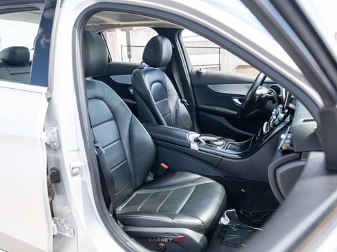 Used 2016 Mercedes-Benz C 300 4MATIC Sedan w/ Premium 1 Package image 16