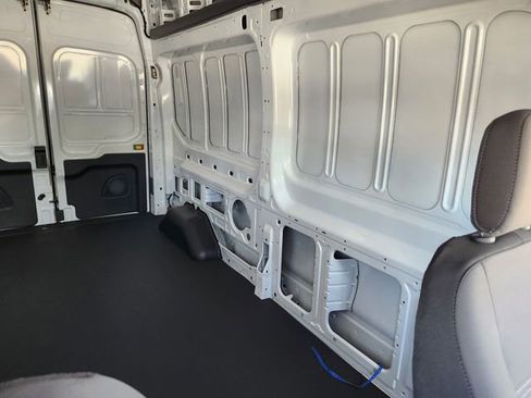 New 2025 Ford Transit 250 148 Medium Roof Extended AWD image 15