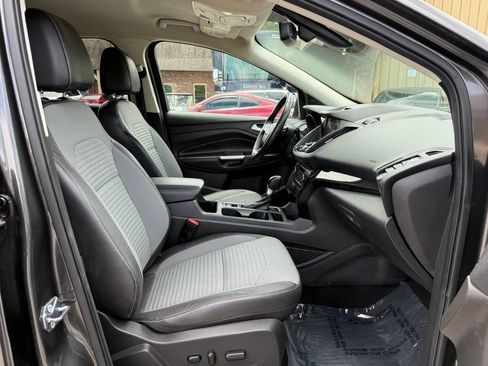 Used 2017 Ford Escape Titanium AWD/4WD image 22