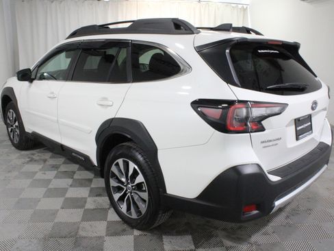 Certified 2025 Subaru Outback Limited AWD/4WD image 29