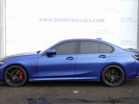 Used 2022 BMW 330i xDrive Sedan w/ M Sport Package image 9