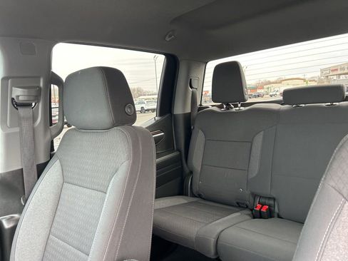 Used 2025 Chevrolet Silverado 1500 LT AWD/4WD image 13