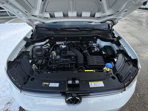New 2026 Volkswagen Taos SEL image 25