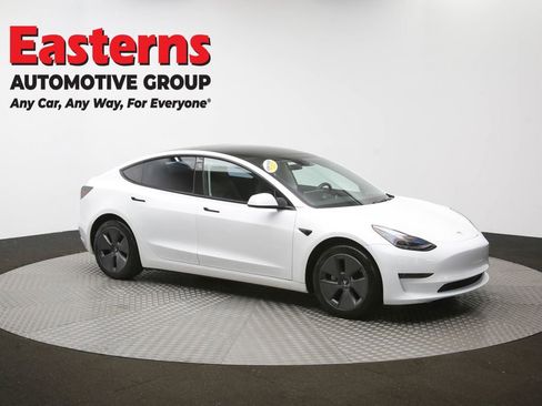 Used 2023 Tesla Model 3 Standard Range image 45
