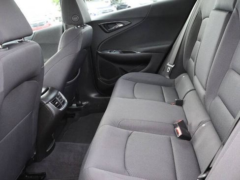 Used 2023 Chevrolet Malibu LT w/ Sport Edition FWD image 17