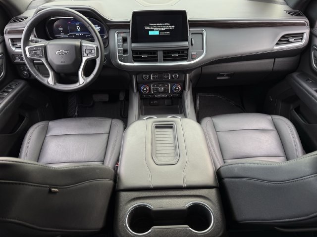 Used 2023 Chevrolet Tahoe Z71 w/ Luxury Package AWD/4WD image 11