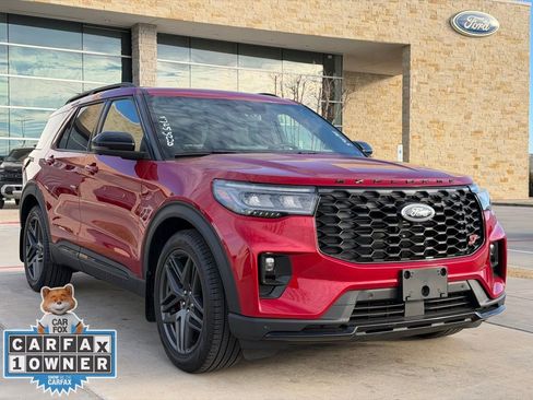 Used 2025 Ford Explorer ST image 21