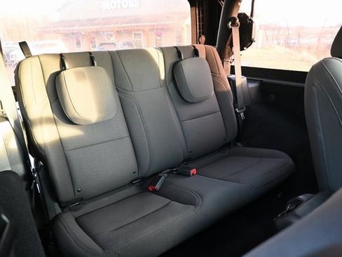 Used 2020 Jeep Wrangler Sport image 20