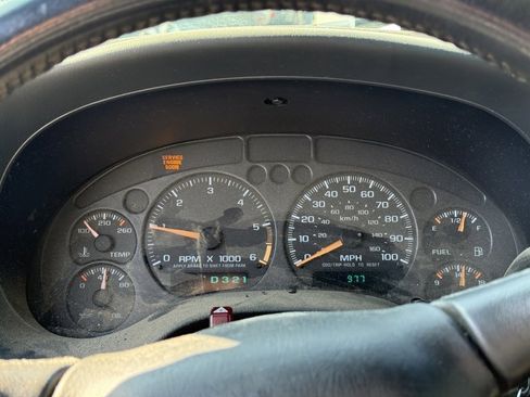 Used 2003 Chevrolet S10 Pickup LS image 16