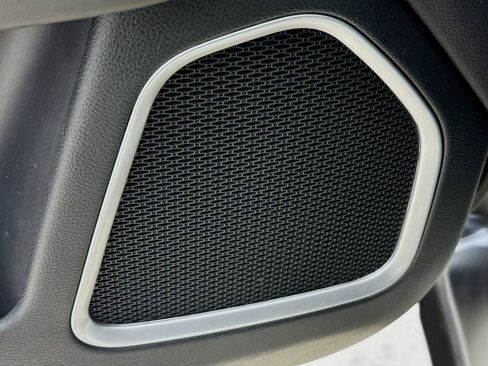 Used 2018 Jeep Compass Altitude image 22