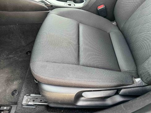 Used 2024 Toyota Corolla LE image 7